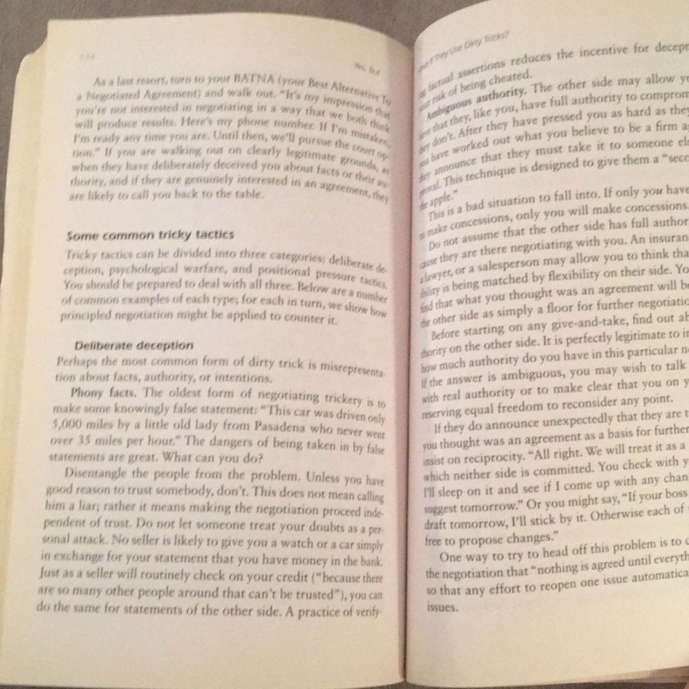 Getting To Yes - The International Bestseller - Picture 5 of 7